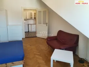 Pronájem bytu 2+1, Praha - Žižkov, Biskupcova, 50 m2