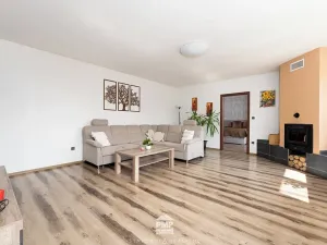 Prodej rodinného domu, Malešovice, 238 m2