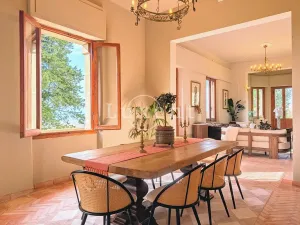 Prodej vily, Loro Ciuffenna, Itálie, 900 m2
