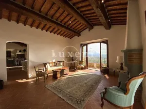 Prodej vily, Cortona, Itálie, 250 m2