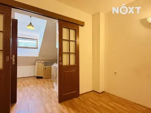 Pronájem bytu 3+kk, Český Krumlov, Plešivecká, 51 m2