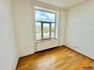 Pronájem kanceláře, Ústí nad Labem, Žižkova, 200 m2