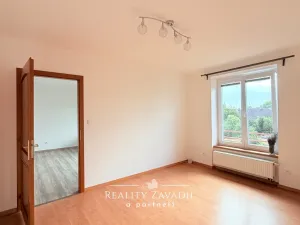 Prodej bytu 3+1, Pardubice, Sezemická, 58 m2