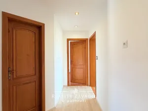 Prodej bytu 3+1, Pardubice, Sezemická, 58 m2