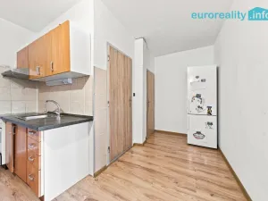 Prodej bytu 2+1, Stráž pod Ralskem, Máchova, 42 m2