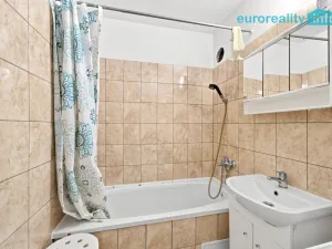 Prodej bytu 2+1, Stráž pod Ralskem, Máchova, 42 m2