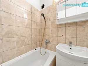 Prodej bytu 2+1, Stráž pod Ralskem, Máchova, 42 m2