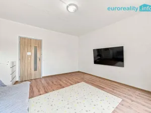 Prodej bytu 2+1, Stráž pod Ralskem, Máchova, 42 m2