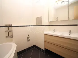 Pronájem bytu 3+kk, Praha - Letňany, Miroslava Hajna, 73 m2