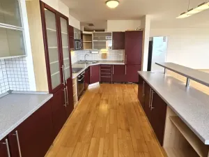 Pronájem bytu 3+kk, Praha, Nad Okrouhlíkem, 125 m2