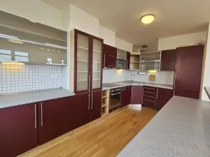 Pronájem bytu 3+kk, Praha, Nad Okrouhlíkem, 125 m2