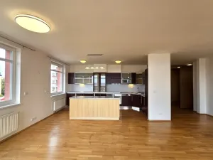Pronájem bytu 3+kk, Praha, Nad Okrouhlíkem, 120 m2