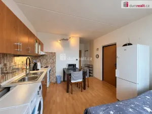 Prodej bytu 1+1, Oloví, náměstí Horní, 38 m2