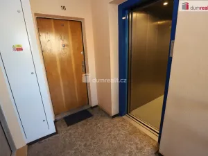 Prodej bytu 2+kk, Praha - Kobylisy, Taussigova, 45 m2