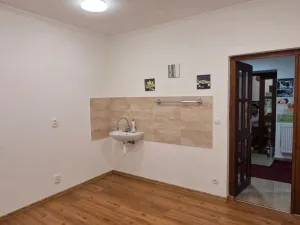 Pronájem obchodního prostoru, Mariánské Lázně, Hlavní třída, 60 m2