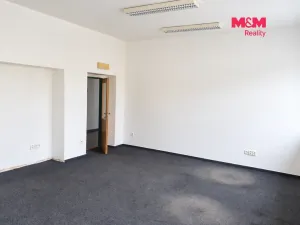 Pronájem kanceláře, Hradec Králové - Plotiště nad Labem, Koutníkova, 29 m2