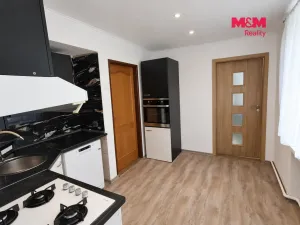 Prodej bytu 3+1, Krupka, Sídliště, 57 m2