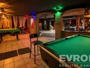Prodej restaurace, Harrachov, 528 m2