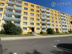 Pronájem bytu 1+1, Kadaň, Na Podlesí, 37 m2