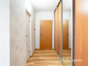 Pronájem bytu 2+kk, Praha - Prosek, Zárybská, 41 m2