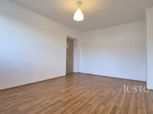 Pronájem bytu 1+1, Písek - Budějovické Předměstí, Sovova, 34 m2