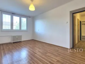 Pronájem bytu 1+1, Písek - Budějovické Předměstí, Sovova, 34 m2