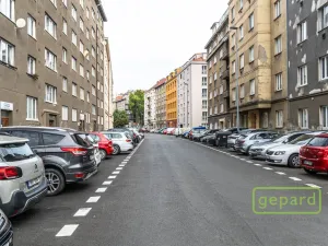 Pronájem bytu 2+kk, Praha, Oblouková, 50 m2