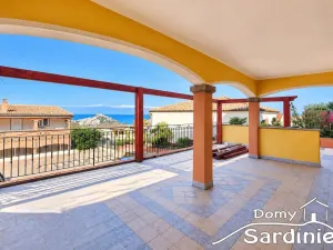 Prodej bytu 3+kk, Castelsardo, Sardinie, Itálie, 83 m2