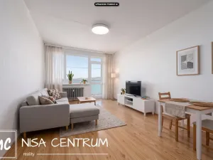 Pronájem bytu 1+1, Liberec, Nad Školou, 37 m2