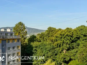 Pronájem bytu 1+1, Liberec, Nad Školou, 37 m2