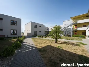 Prodej bytu 2+kk, Lavičky, 43 m2