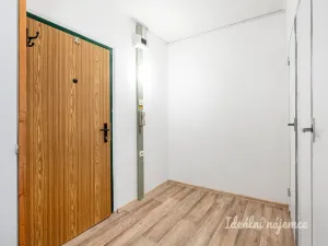 Pronájem bytu 2+kk, Praha - Řepy, Bazovského, 42 m2