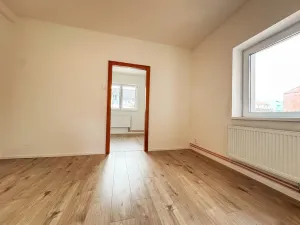Pronájem bytu 2+1, Praha - Horní Počernice, Lipí, 40 m2