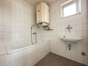 Pronájem bytu 2+1, Praha - Horní Počernice, Lipí, 40 m2