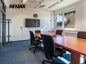 Pronájem kanceláře, Česká Lípa, Děčínská, 350 m2