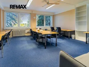 Pronájem kanceláře, Česká Lípa, Děčínská, 350 m2