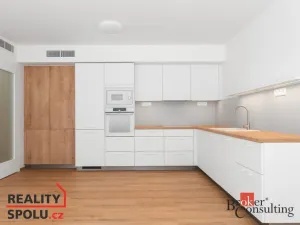 Pronájem bytu 4+kk, Hradec Králové - Nový Hradec Králové, Buková, 149 m2