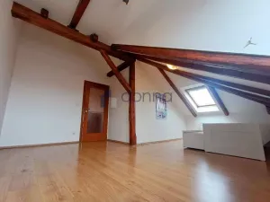Pronájem bytu 3+kk, Praha, Klapkova, 90 m2