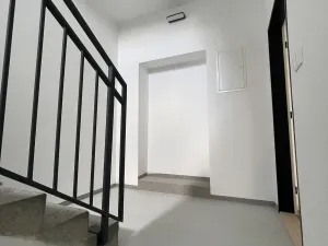 Prodej bytu 3+kk, Olomouc - Holice, Staškova, 64 m2