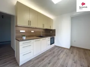 Pronájem bytu 3+1, Pardubice - Bílé Předměstí, Na Drážce, 65 m2