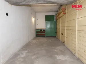 Prodej garáže, Plzeň - Doubravka, Ke Špitálskému lesu, 14 m2