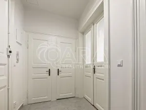 Pronájem bytu 2+kk, Praha - Vinohrady, Římská, 76 m2