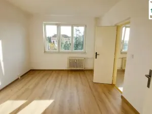Pronájem bytu 2+1, Cheb, Osvobození, 50 m2