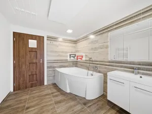 Prodej rodinného domu, Olomouc - Slavonín, Dykova, 289 m2