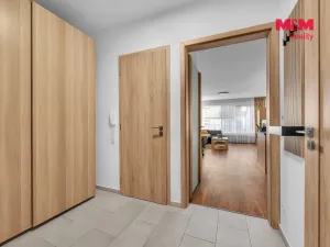 Pronájem bytu 2+kk, Pardubice - Zelené Předměstí, Pod Vinicí, 58 m2