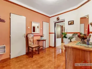 Prodej bytu 3+1, Klecany, Na skalkách, 71 m2