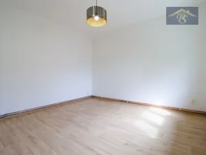 Pronájem bytu 1+1, Ústí nad Labem - Neštěmice, Železná, 57 m2