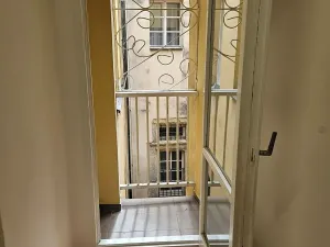 Pronájem bytu 4+1, Praha - Staré Město, Husova, 66 m2