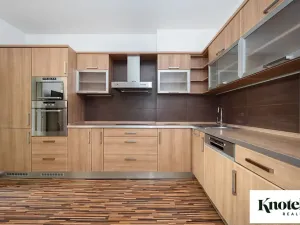 Prodej bytu 2+1, Brno, Staňkova, 82 m2