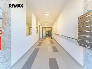 Pronájem bytu 2+kk, Praha - Hlubočepy, Divíškové, 50 m2
